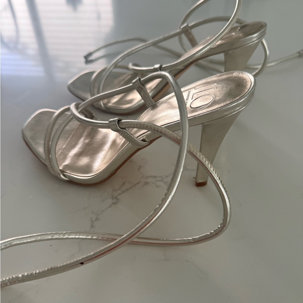 Jennifer Lopez Silver Metallic Strappy Heeled Sandals
